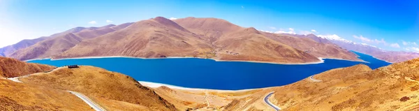 Lake in Tibet — Stock Photo, Image