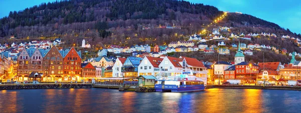 Panorama Historique Région Bryggen Bergen Crépuscule Norvège — Photo