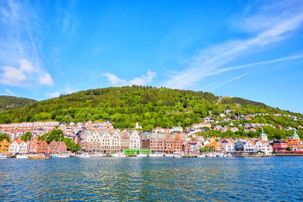 Yazın Ünlü Bryggen Rıhtımı Bergen Norveç — Stok fotoğraf