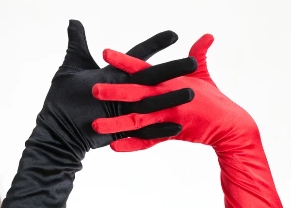 Manos femeninas en guantes — Foto de Stock