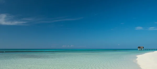 Güzel tropik sahil panorama — Stok fotoğraf