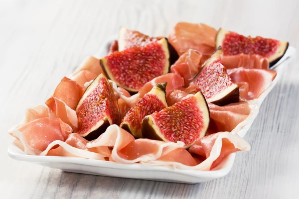 Prosciutto met vijgen — Stockfoto