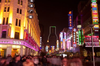 Şanghay - mar. 10: gece sence hafta sonu nanjing road, shanghai, mar. 10, 2012