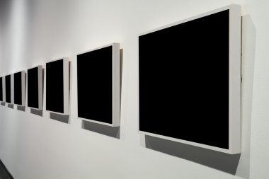 beyaz duvar Sanat Müzesi'nde kareleri