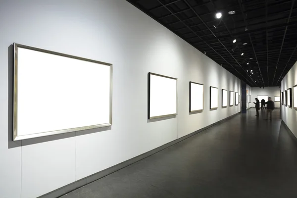 Lege frames in museum — Stockfoto