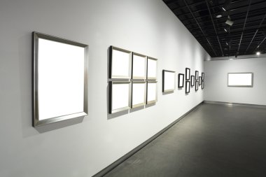 beyaz duvar Sanat Müzesi'nde kareleri