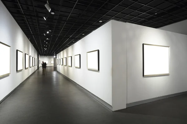 Lege frames in museum — Stockfoto