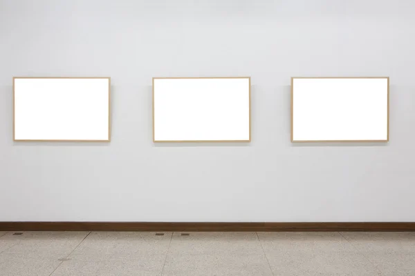 Empty frames in museum — Stock Photo, Image