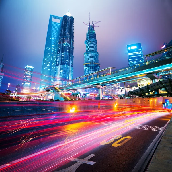 现代城市的夜景 — 图库照片