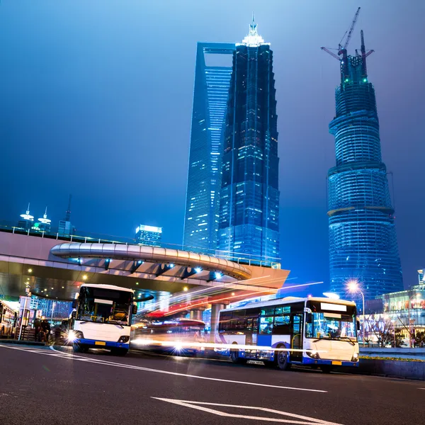 现代城市的夜景 — 图库照片