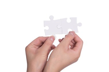 insan eli bulmacalar holding