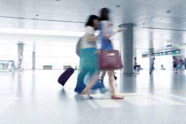 hareketli taşıt metroya istasyonunda bulanık