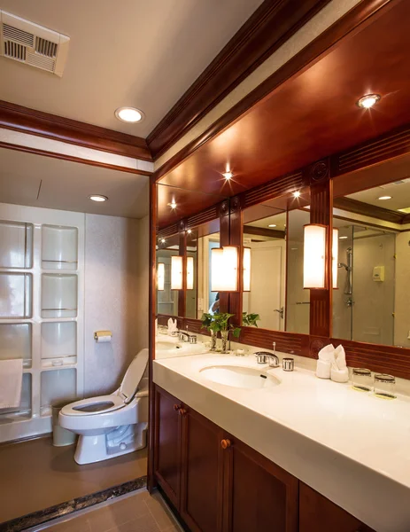 Toilet, bathroom interior — Stock Photo, Image