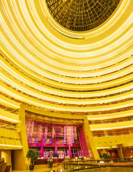 Il tetto dell'interno dell'edificio — Foto Stock