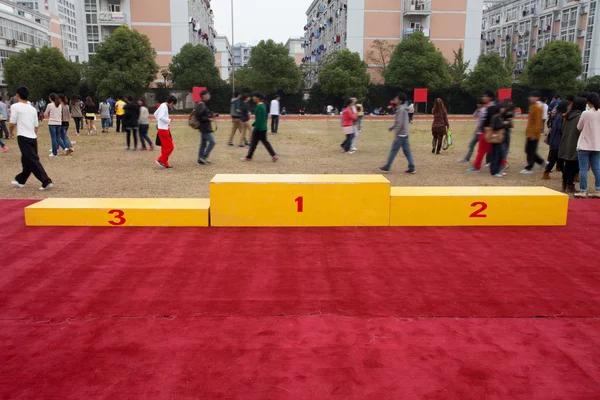 Podium de esportes se encontram — Fotografia de Stock