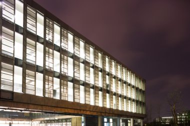 ofis binaları geceleri