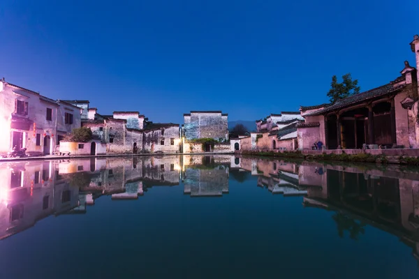 Night scence of quiet lake — Stock Photo, Image