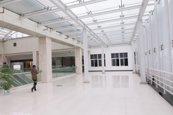 Interior del centro comercial — Foto de Stock