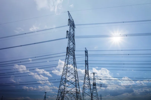 Pylons de energia — Fotografia de Stock