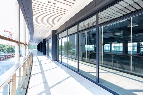 Koridor modern ofis binası — Stok fotoğraf