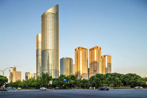 Edificios modernos en la ciudad — Foto de Stock