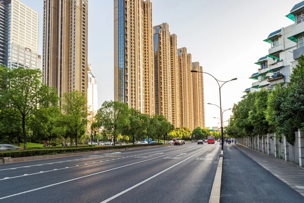 Empty street in modern city — Stock Photo, Image