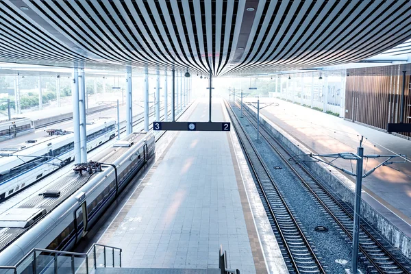 일몰 광경이 있는 기차역 — 스톡 사진