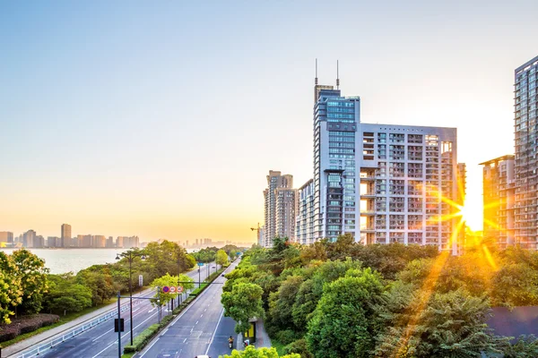 Edificios modernos en la ciudad — Foto de Stock