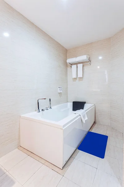 Cuarto de baño del hotel — Foto de Stock