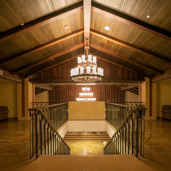 Treppe im Hotel — Stockfoto