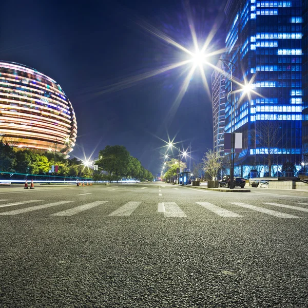 Avenue in modern city at night — Stock Photo, Image