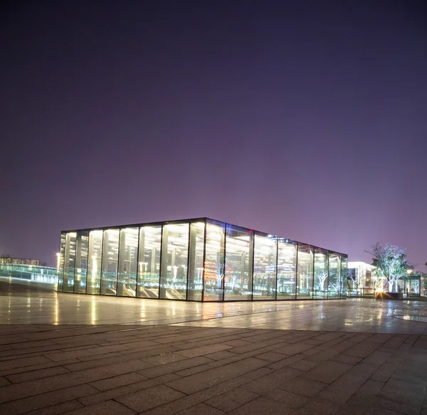 L'ingresso del centro commerciale sotterraneo — Foto Stock