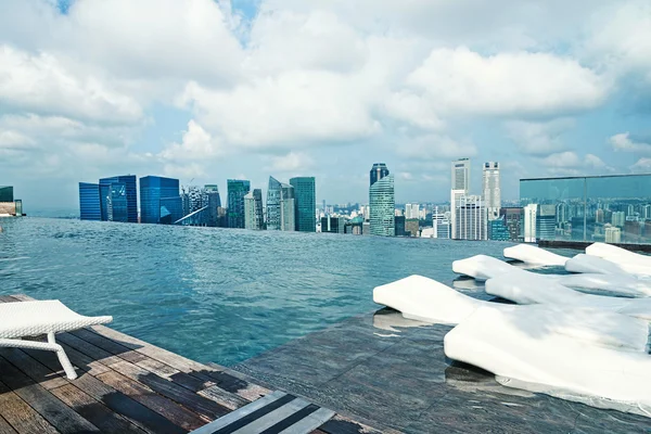 Piscina Infinity di Marina Bay Sands — Foto Stock