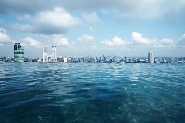 Infinity pool of Marina Bay Sands — Stock Photo, Image