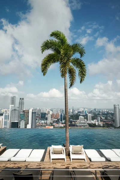 Piscine à débordement de Marina Bay Sands — Photo