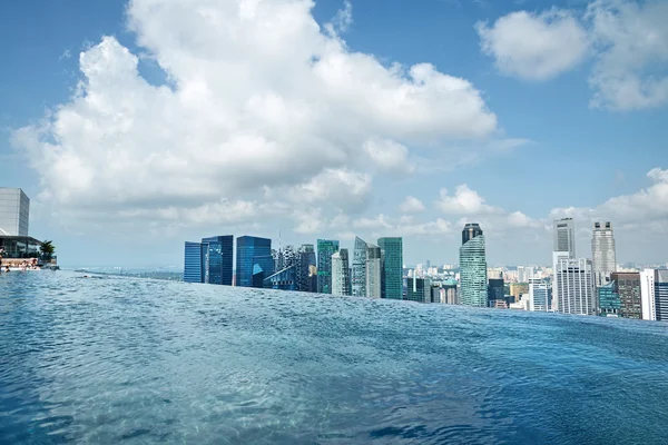 Piscina infinita de Marina Bay Sands — Foto de Stock