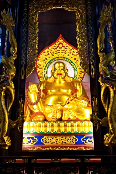 Golden buddha in temple — Stock Photo, Image