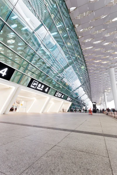 Interiör av flygplatsen — Stockfoto