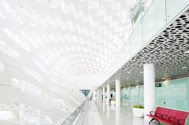 alışveriş merkezinde modern bekleme odası