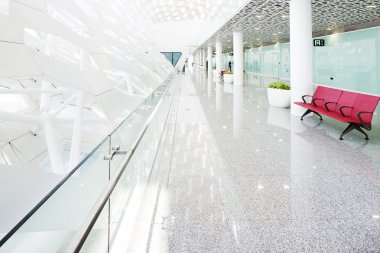 alışveriş merkezinde modern bekleme odası