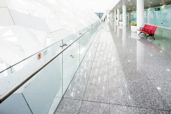 Moderne wachtkamer in het winkelcentrum — Stockfoto