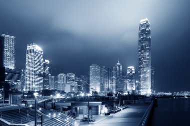 arka bina modern gece ile kare