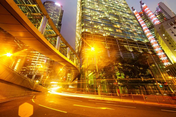 Ciudad moderna por la noche —  Fotos de Stock