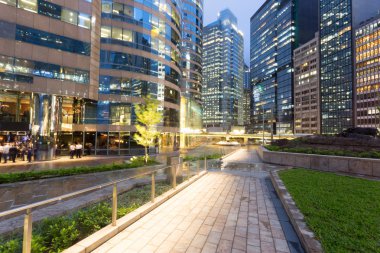 hong Kong'da modern binasına yolu