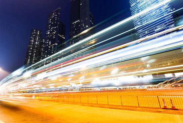 Trafik gennem centrum af Hongkong - Stock-foto