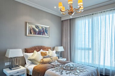 Modern yatak odasının içi