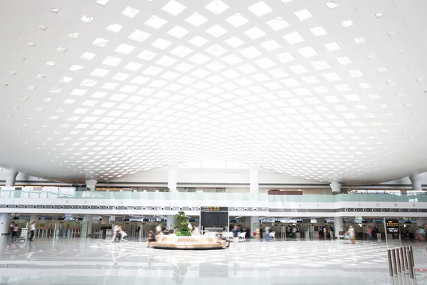 Corredor de edifício moderno — Fotografia de Stock