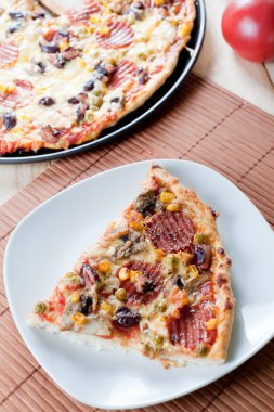 taze İtalyan pizza