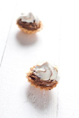 tatlı ve lezzetli kremalı pasta