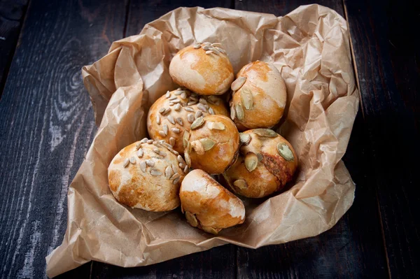 Świeżo upieczony chleb dieta pełnoziarnista — Zdjęcie stockowe